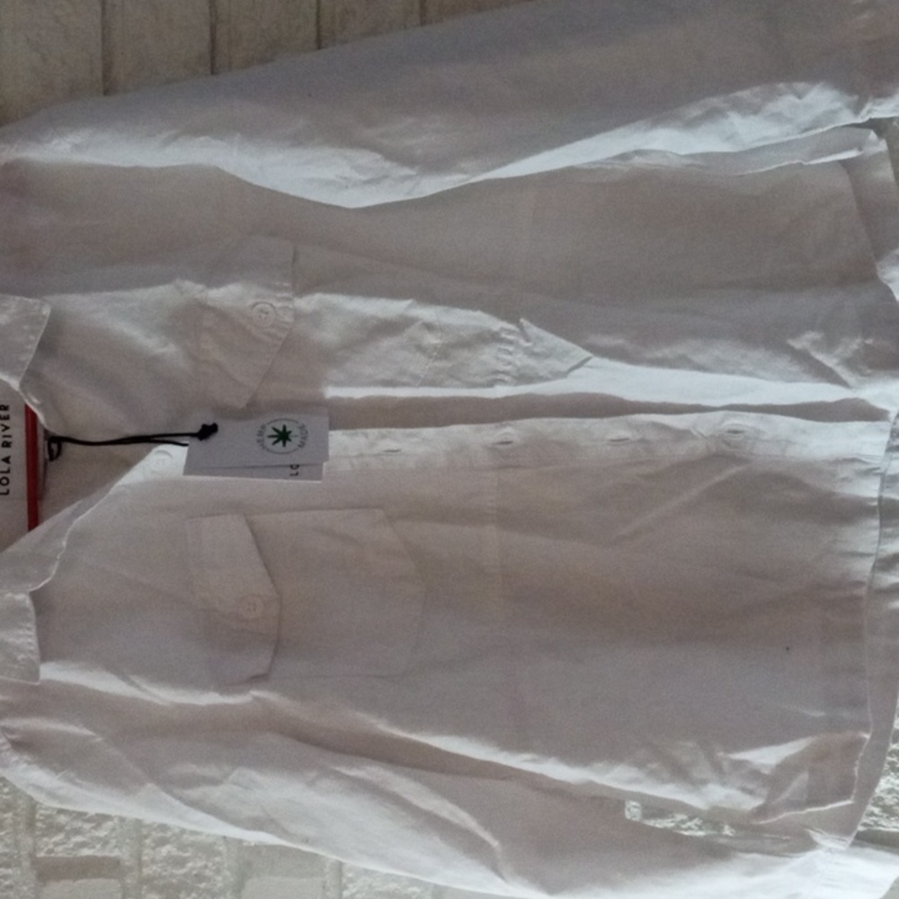 Lola River NYC. White Hemp made Button down shirt. Heavy weight, brand new w tag